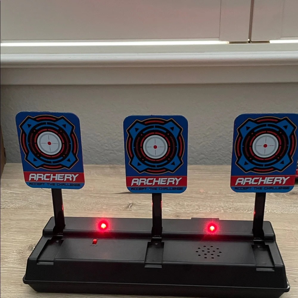 Archery Auto Reset Targets - Blue and Black